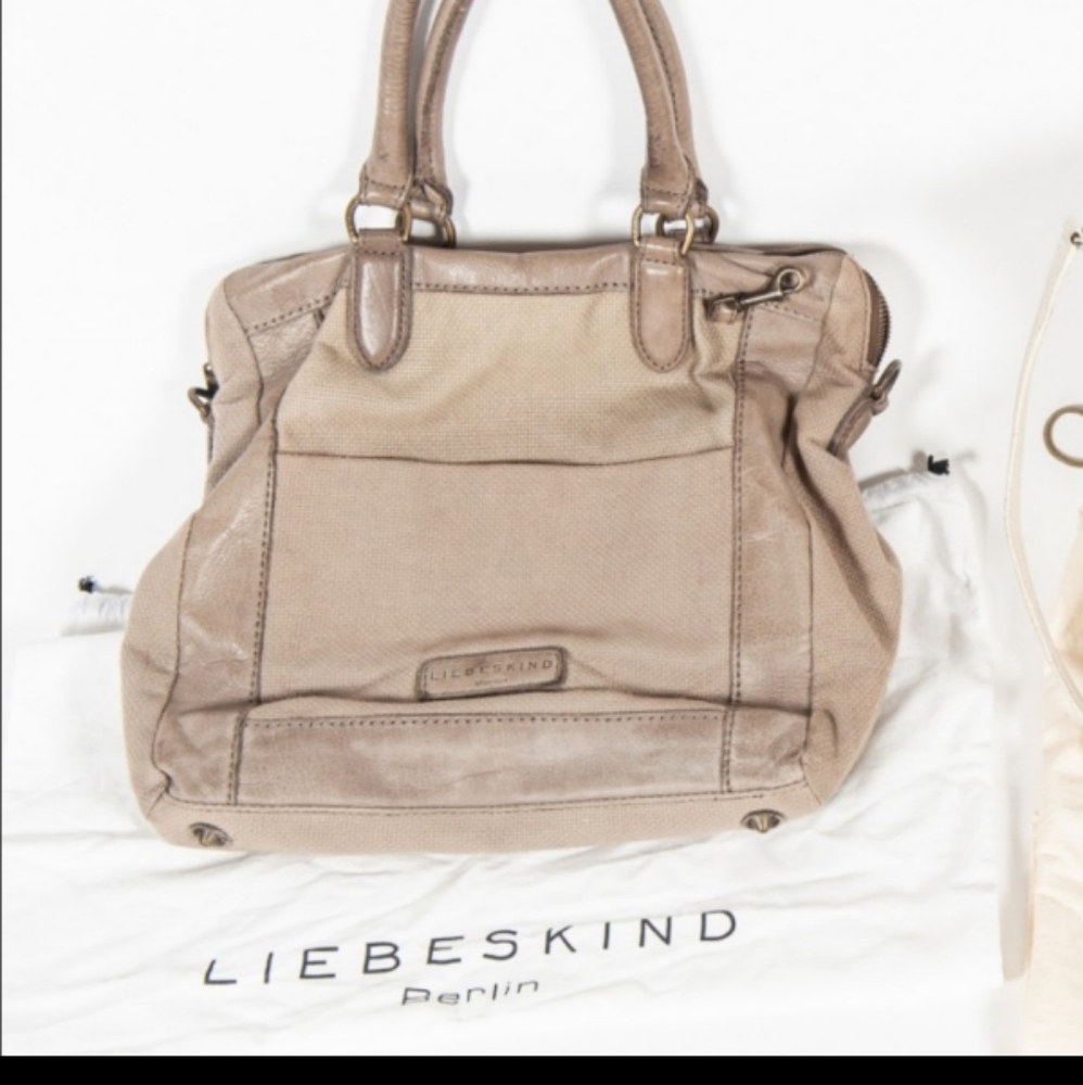 Liebeskind handbag comes with bag